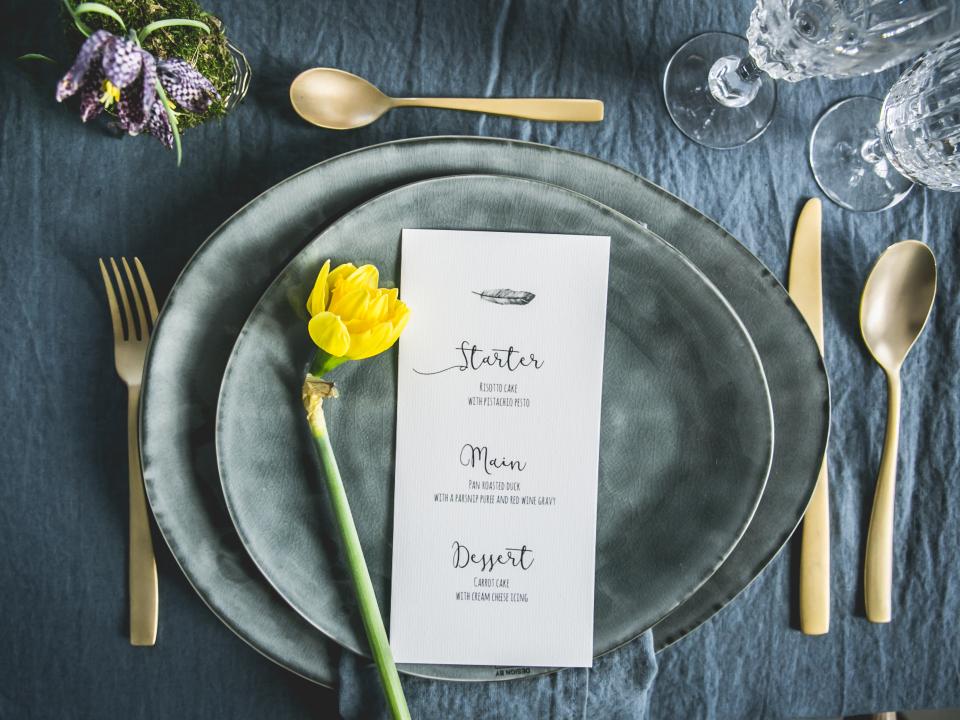 Pasen menukaart met bloemen en planten Mooiwatplantendoen.nl Pasen menukaart met bloemen en planten Mooiwatplantendoen.nl
